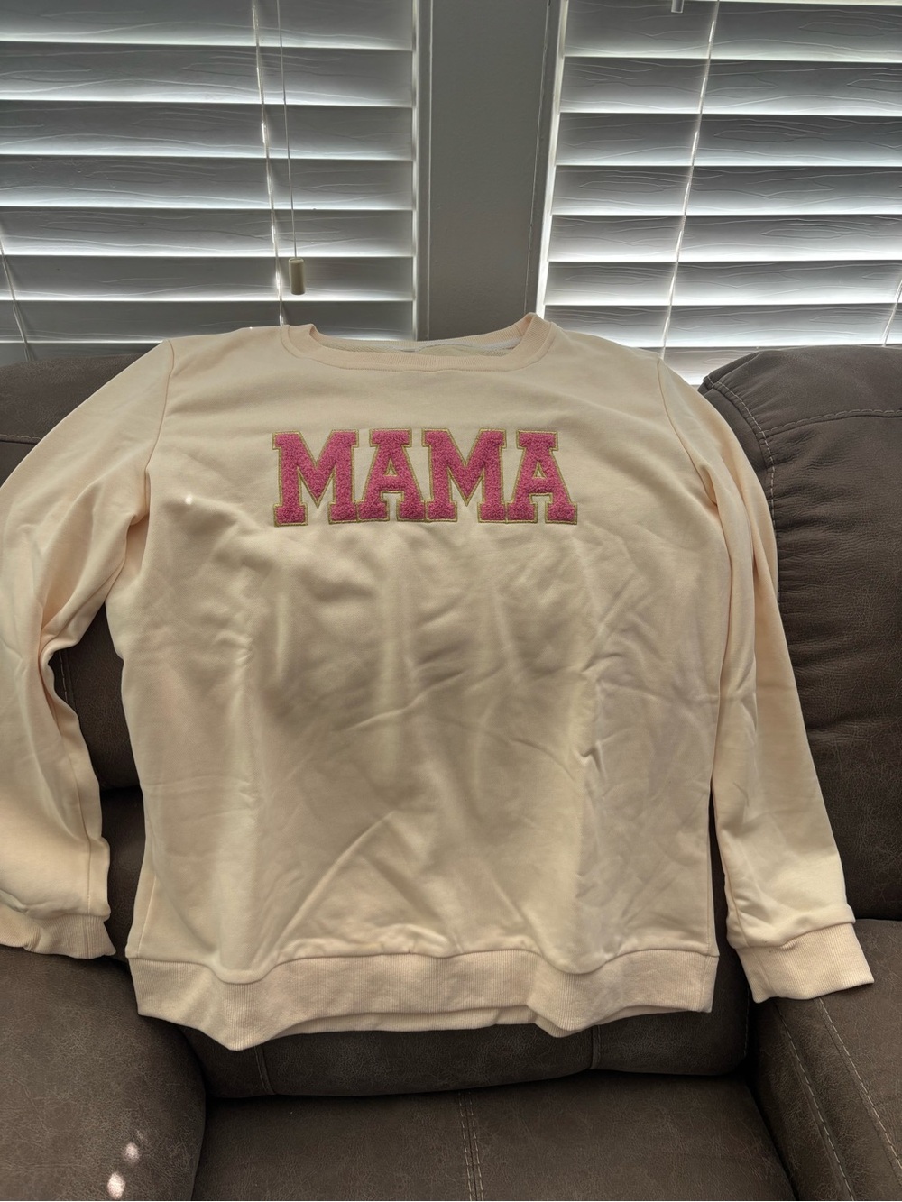 MAMA SWEATSHIRT SZ XL